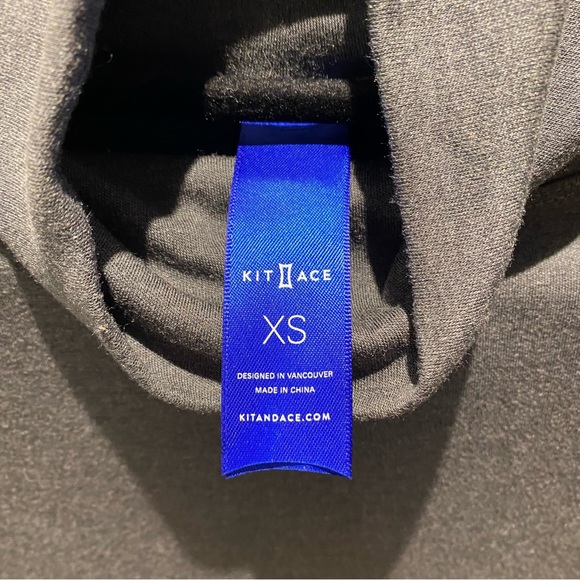 Kit and Ace Turtleneck Dress XS - Picture 4 of 5